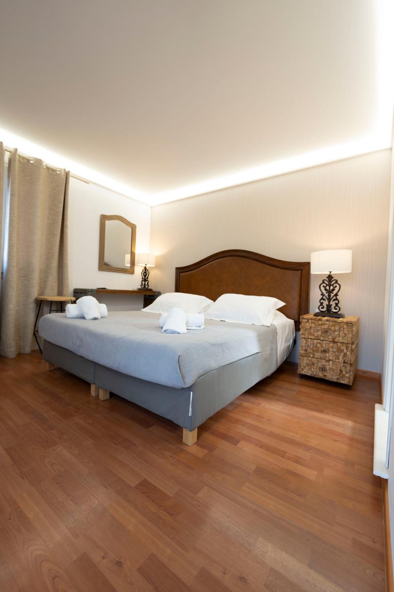 Syros Village Suites Vári Exteriér fotografie