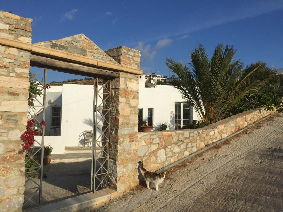 Syros Village Suites Vári Exteriér fotografie