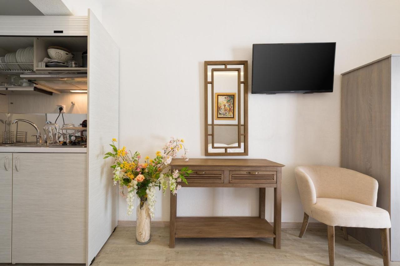 Syros Village Suites Vári Exteriér fotografie